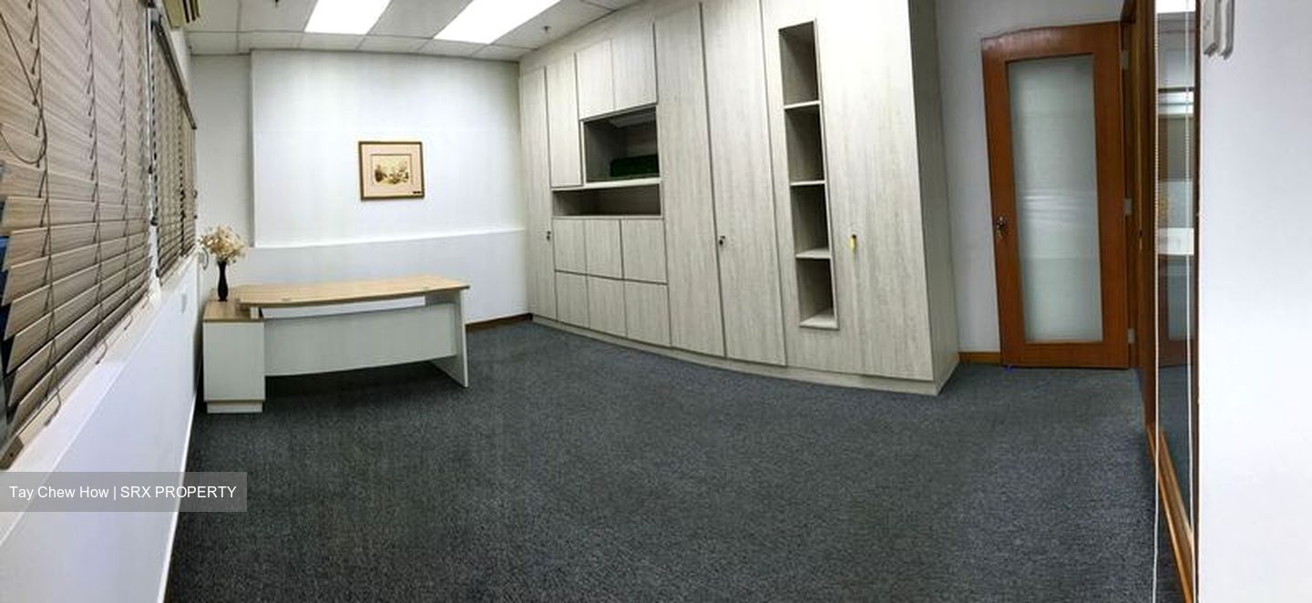 Crystal Time Building (D13), Shop House #437539241